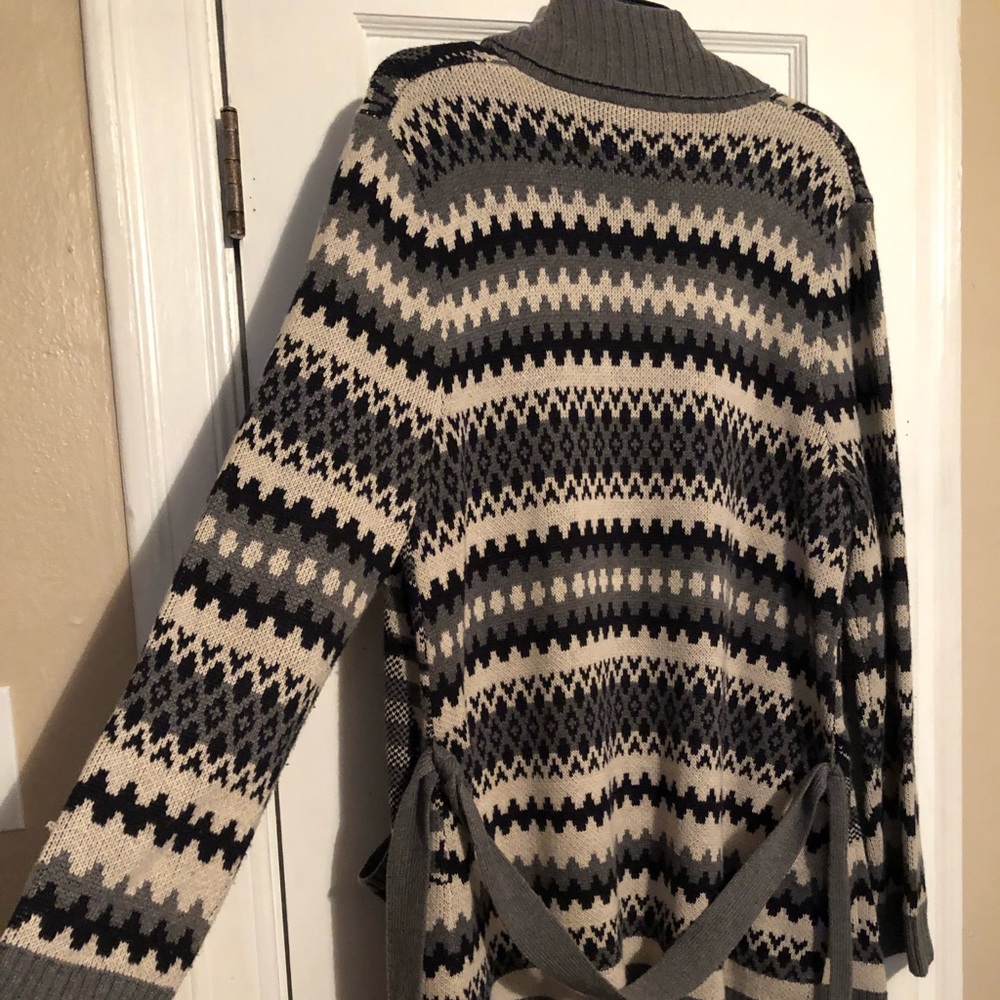 Collared sweater - Picture 3 of 3